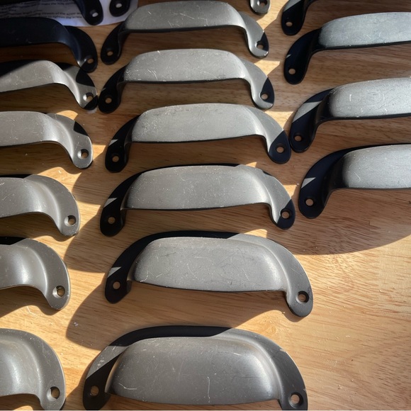 Rejuvenation Massey Cabinet Hardware $40 for 6 - Picture 3 of 14